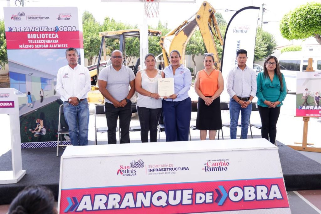 Con nueva biblioteca en San Rafael Comac Lupita Cuautle impulsa la educación 1 cholula 1