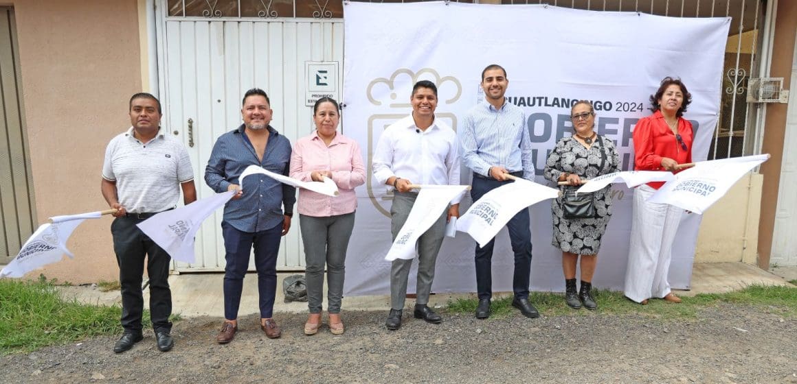 Las familias de Cuautlancingo merecen calles dignas: Omar Muñoz inicia pavimentación en Sanctorum