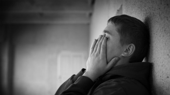 Jóvenes entre 15 y 20 años presentan mayor índice de ansiedad, depresión y adicciones en Puebla