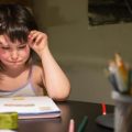Después de vacaciones, ¿te emociona o te estresa el regreso a la escuela?