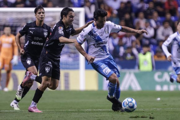 Puebla pierde ante Monterrey en la Jornada 7 del Apertura 2025, en el estadio Cuauhtémoc