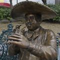 Roban figura del mariachi ‘El Marmolejo’ en el Parque de Santa Inés”
