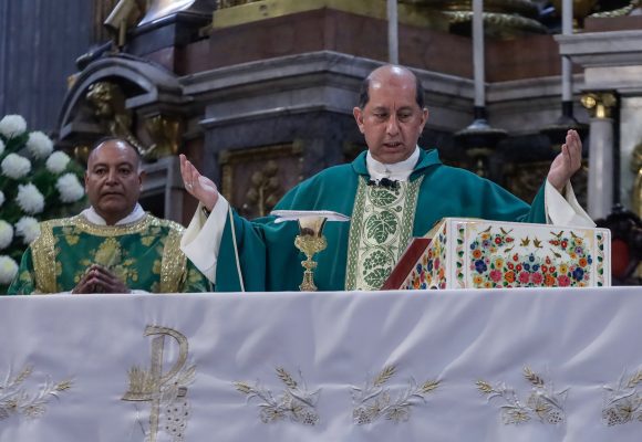 Arquidiócesis de Puebla se une en oración por las víctimas de la violencia en México