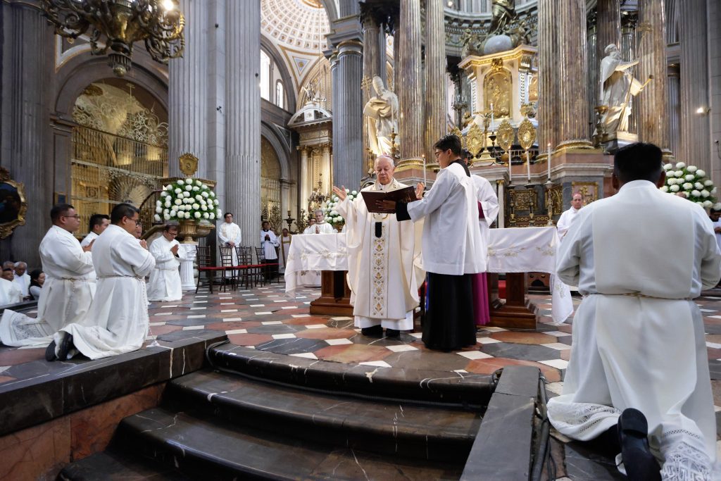 Diez nuevos diáconoso ordenados en la catedral de Puebla 1 ordenacion diaconal 680360