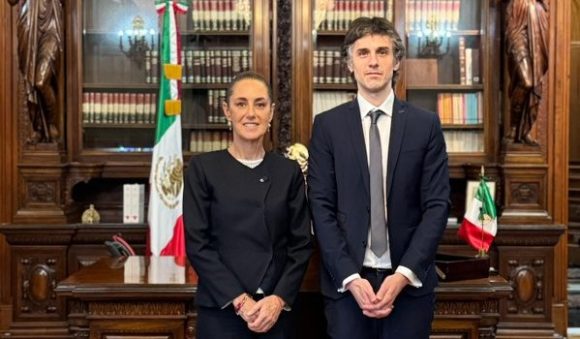 Presidenta Sheinbaum se reúne con abogado de Pedro Castillo expresidente peruano