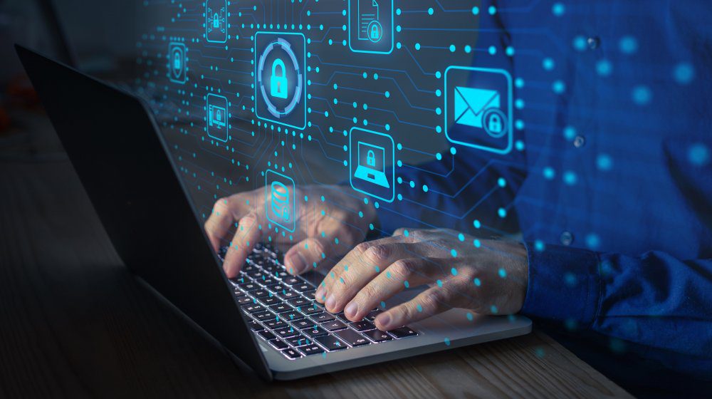 La otra cara del mundo digital: cómo protegerte en línea y evitar riesgos 3 seguridad digital