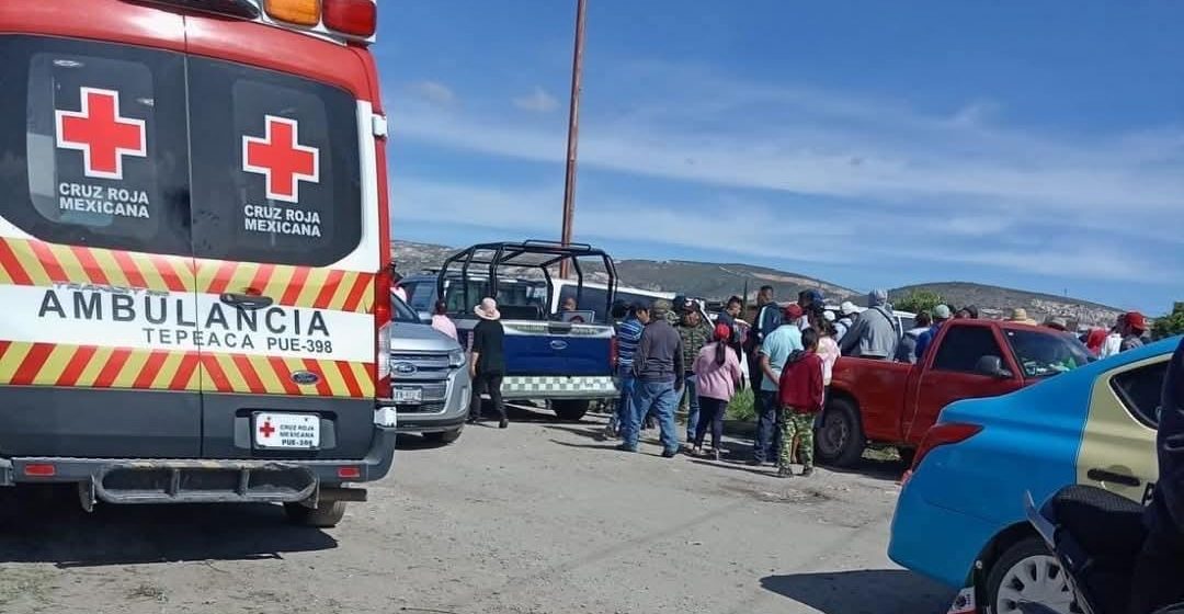 Fallece mujer de la tercera edad en accidente vehicular en la Central de Abasto de Tepeaca