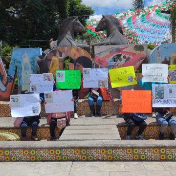Protesta en Amozoc: Claman justicia por 12 personas desaparecidas