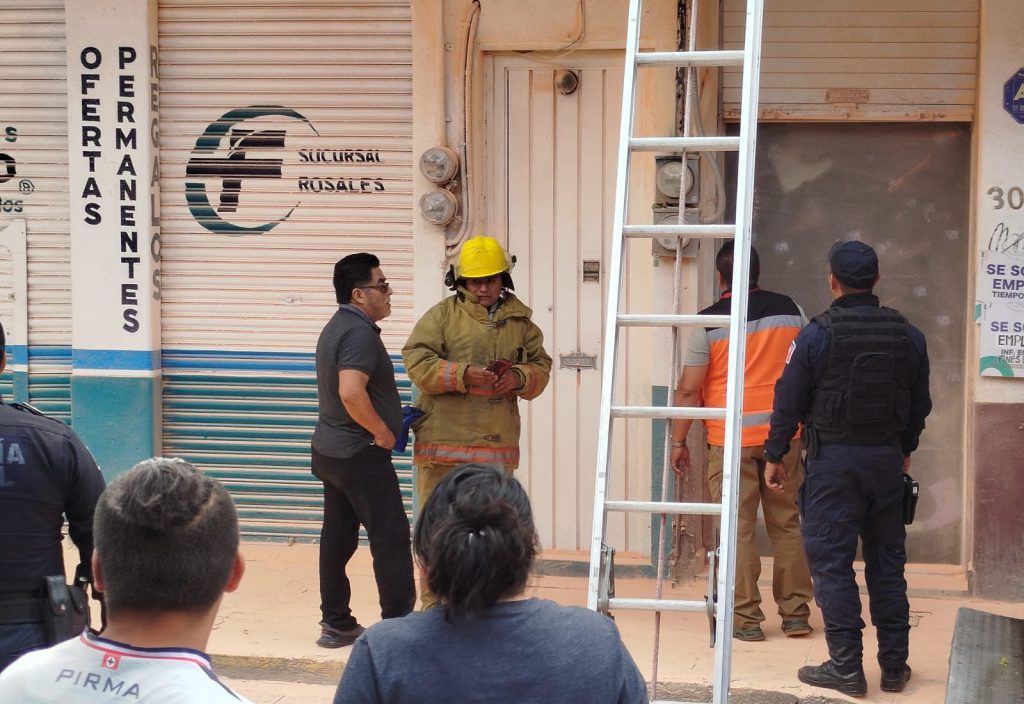 Cortocircuito provoca explosión en el Centro de Atlixco
