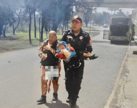 Explosión en el Puente de la Concordia: bebé sobrevive gracias al heroísmo de su abuela y un policía