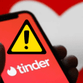 Encuentro en Tinder termina en robo en Puebla: víctima pierde carro y teléfono