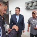 Entregan primeros botones de alertamiento: Gobierno de Puebla y empresarios cumplen compromisos