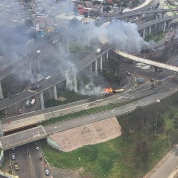 Claudia Sheinbaum expresa solidaridad tras explosión de pipa en Iztapalapa: tres muertos y decenas de heridos