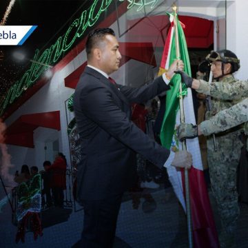 Huejotzingo celebra el 215 aniversario del Grito de Independencia con Roberto Solís