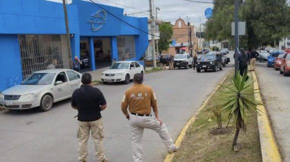 FGE interviene agencia de autos en Puebla por denuncias de fraude