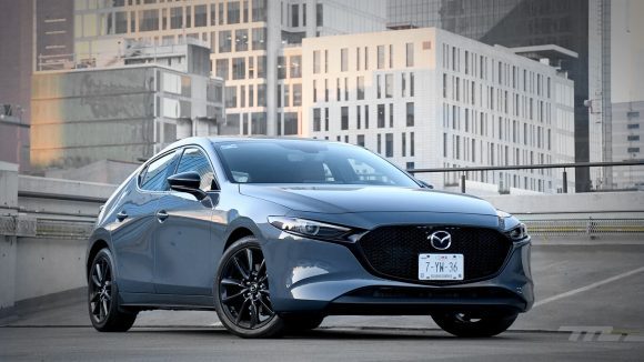 Profeco llama a revisión 1,341 coches Mazda por estos fallos