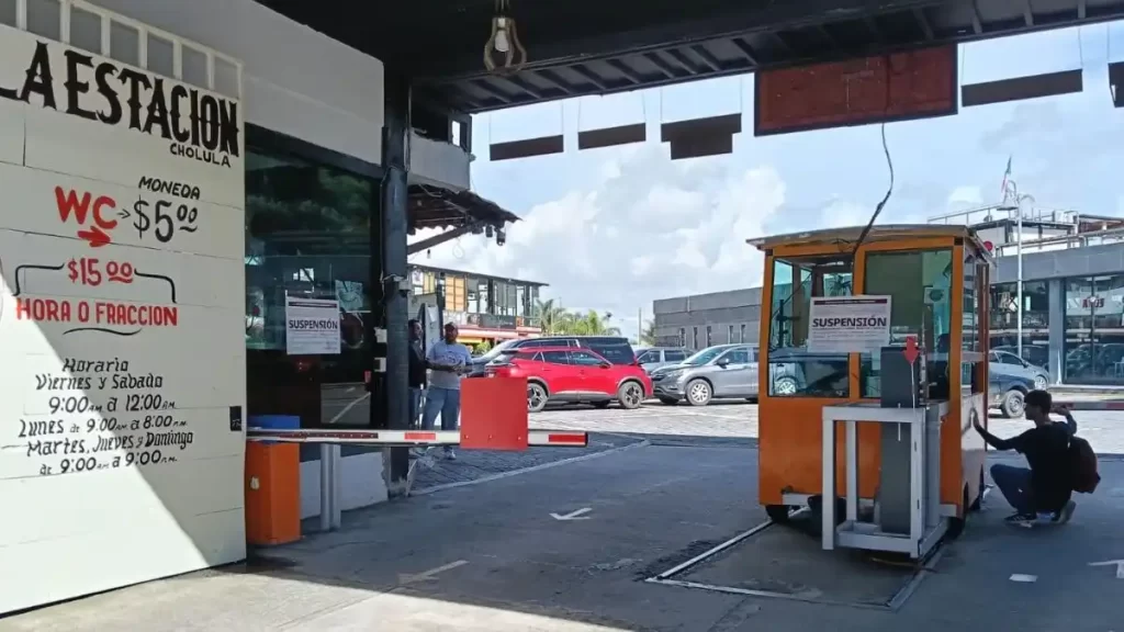 Profeco suspende estacionamiento frente a la Piramide de Cholula tras infracciones 3