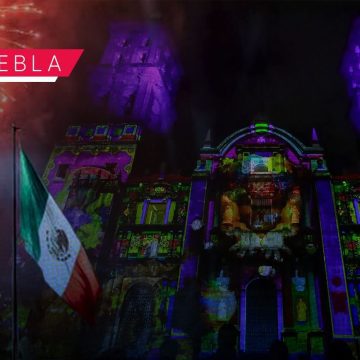Videomapping “Septiembre Brilla” ilumina la Catedral de Puebla el 16 de septiembre