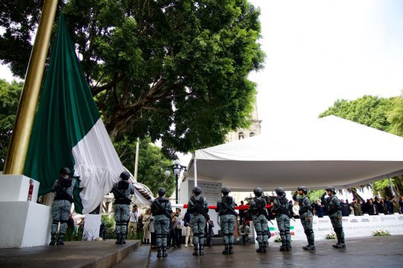 Colocan en el Congreso del Estado Bando Solemne con motivo de las Fiestas Patrias 2025