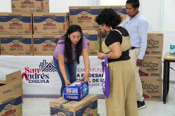 Realiza SMDIF de San Andrés Cholula cuarta entrega de productos médicos y de higiene
