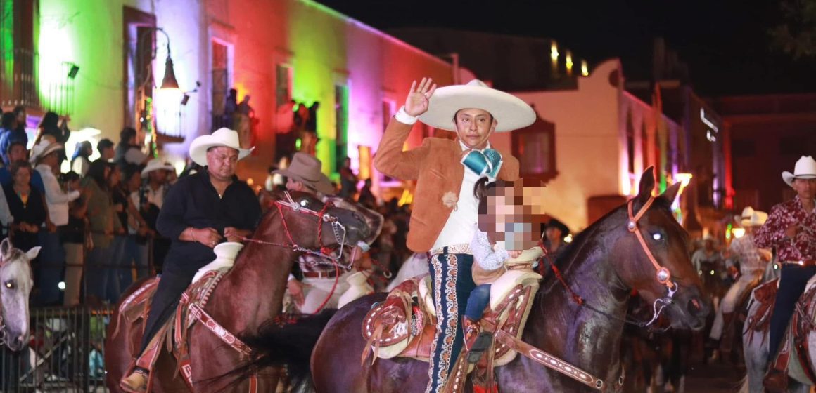 Tradicional cabalgata Atlixco 2025: Un homenaje a la identidad y la libertad