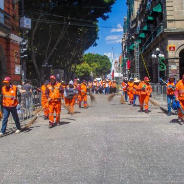 Puebla refuerza limpieza tras celebraciones patrias con operativo especial del OOSL