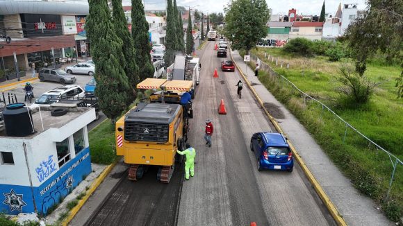Puebla invierte en tu movilidad: inicia rehabilitación en 4.5 km del Camino Real a Cholula