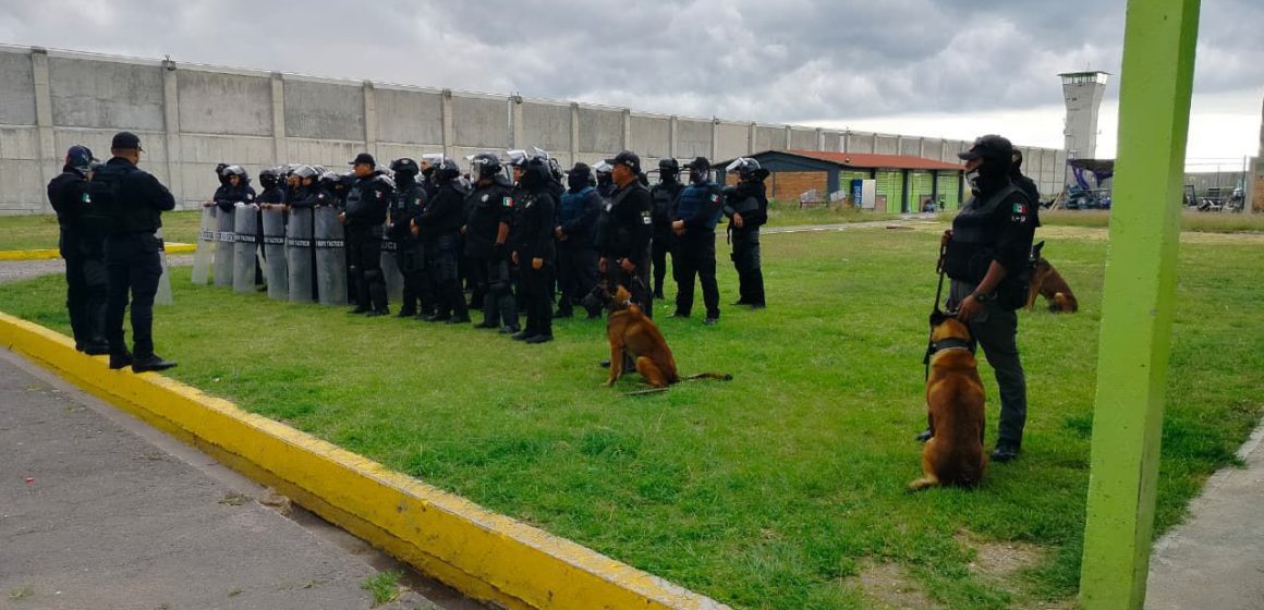 Operativo de supervisión en el penal de Tepexi de Rodríguez  para fortalecer la seguridad penitenciaria