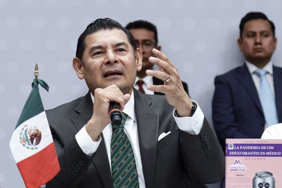 Gobernador Armenta reitera la importancia de cuidar el proceso de elección en la BUAP