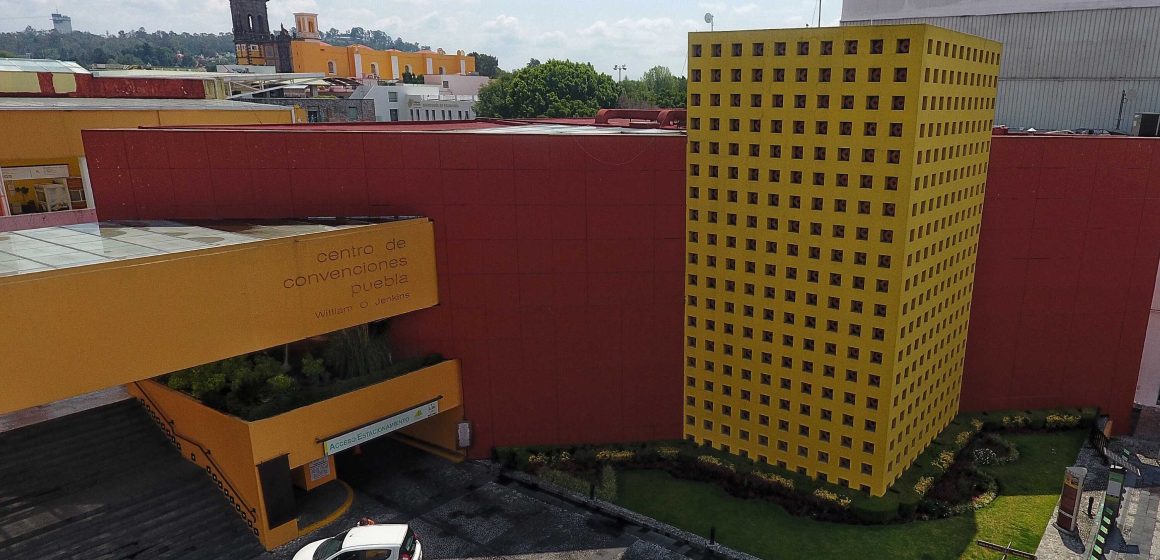 Delincuentes roban 100 mil pesos en el Centro de Convenciones en El Alto
