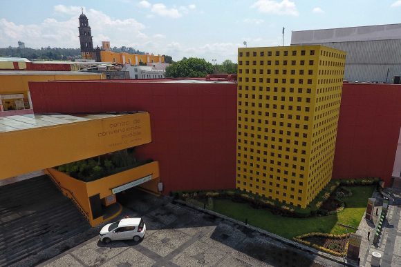 Delincuentes roban 100 mil pesos en el Centro de Convenciones en El Alto