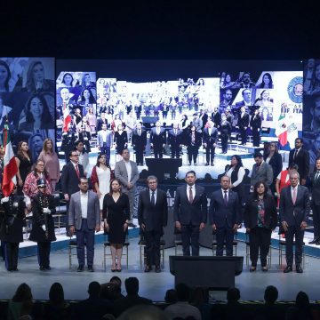 Con unidad y respaldo a Sheinbaum: Diputados federales de Puebla rinden su Primer Informe