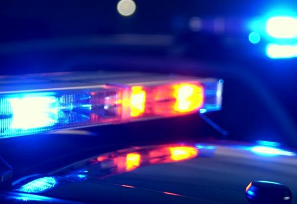 Detienen a mujer en San Baltazar tras robo de cruces en cementerio