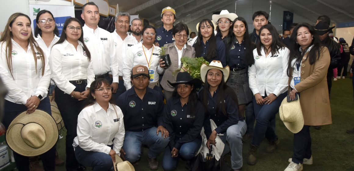 Inaugura la rectora Lilia Cedillo Ramírez la Expo Hortícola Puebla BUAP 2025
