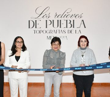 Se inaugura la exposición “Los relieves de Puebla. Topografías de la memoria”
