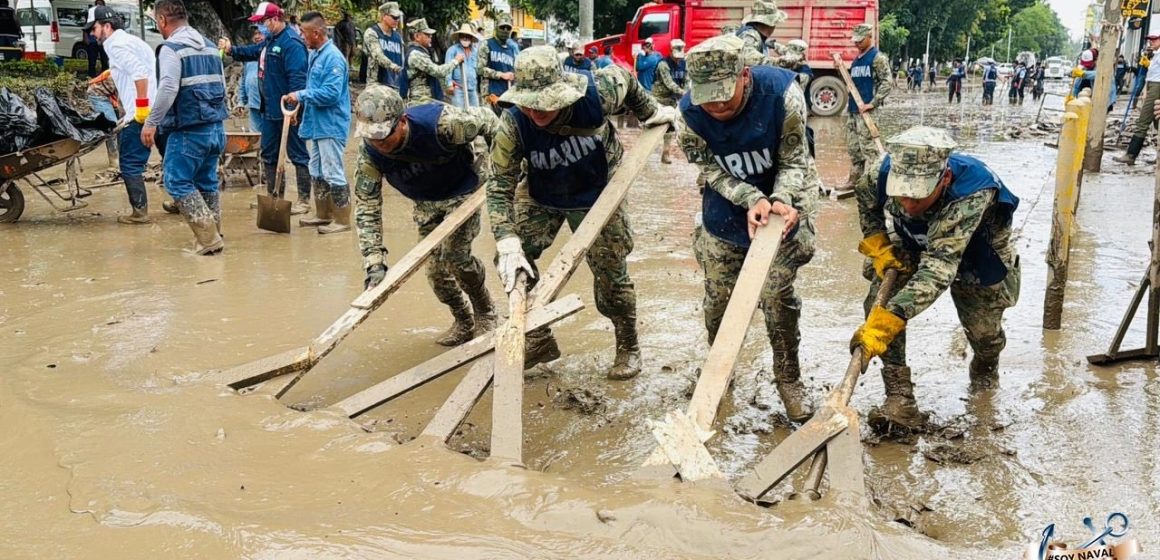 Asciende a 76 la cifra de muertos por inundaciones y deslaves