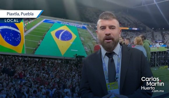 Alcalde de Piaxtla presume viaje a Brasil; habitantes lo critican