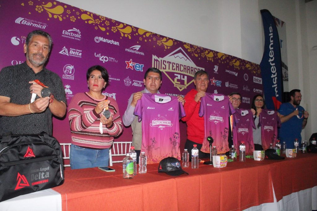 Atlixco presenta la playera y medalla de la Mistercarrera 2025 1 Atlixco presenta la playera y medalla de la Mistercarrera 2025