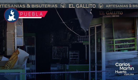 Cortocircuito provoca incendio en tienda “El Gallito” en el Centro Histórico de Puebla