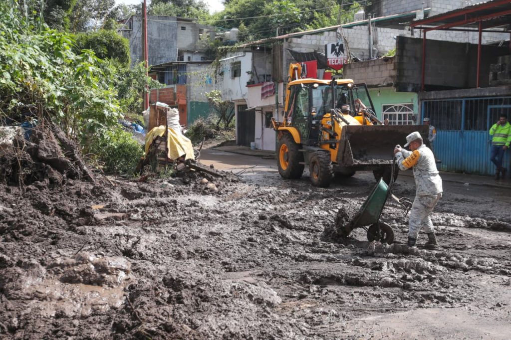 Gobierno de Puebla y Federación refuerzan apoyo a damnificados 1 Damnificados Sierra Norte