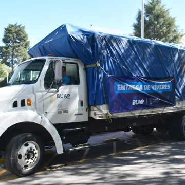 BUAP envía 14 toneladas de ayuda humanitaria a familias afectadas por lluvias en la Sierra de Puebla