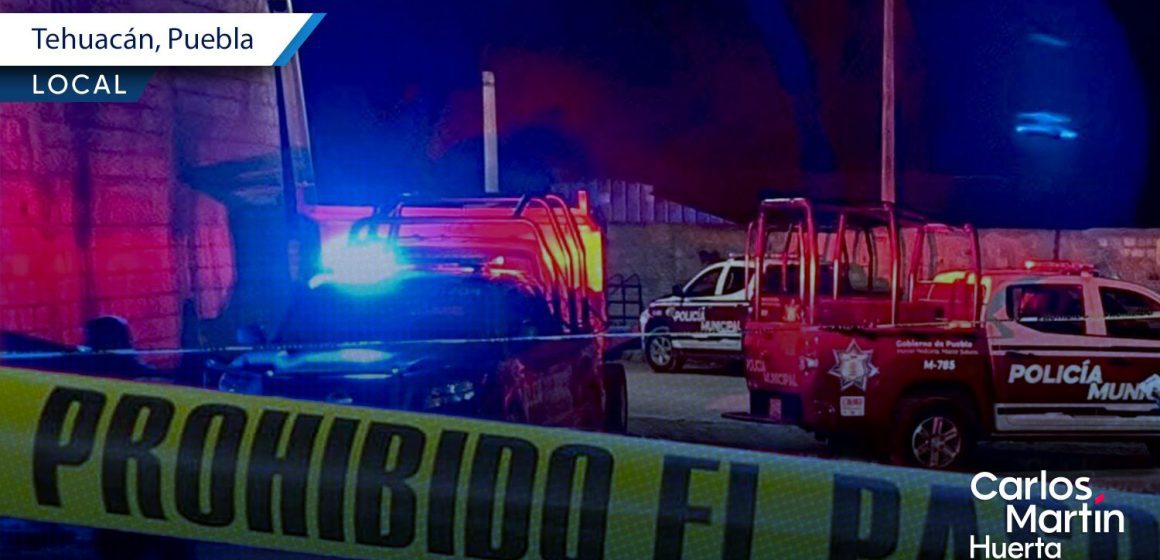Ejecutan de más de 10 balazos a joven a bordo de su auto en Tehuacán