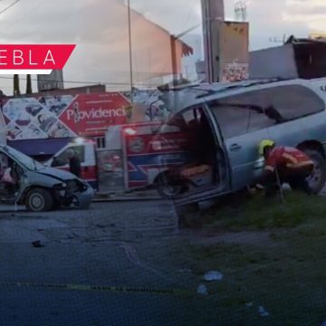 Fuerte accidente en la 11 Sur deja a dos personas prensadas