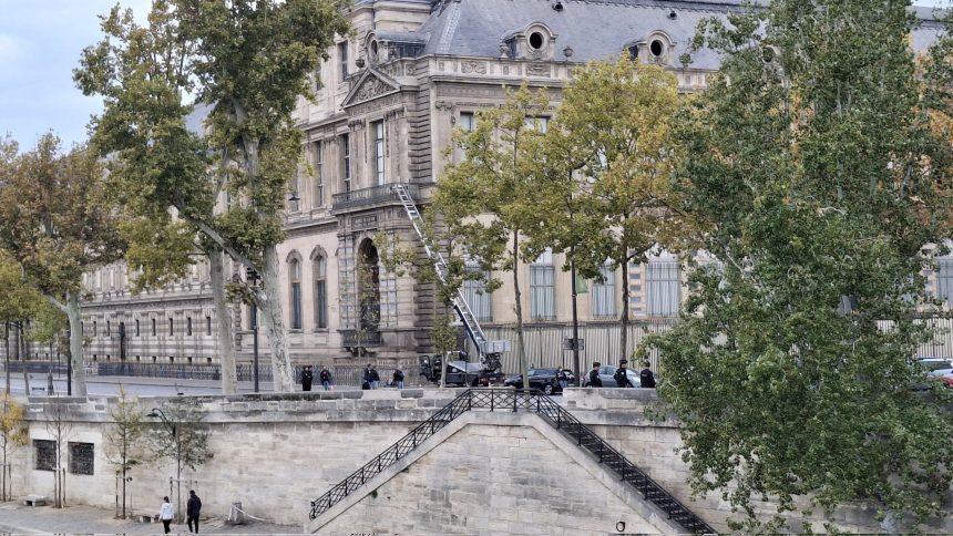 Museo de Louvre asaltado: Nueve piezas de la colección real sustraídas de la galería Apolo