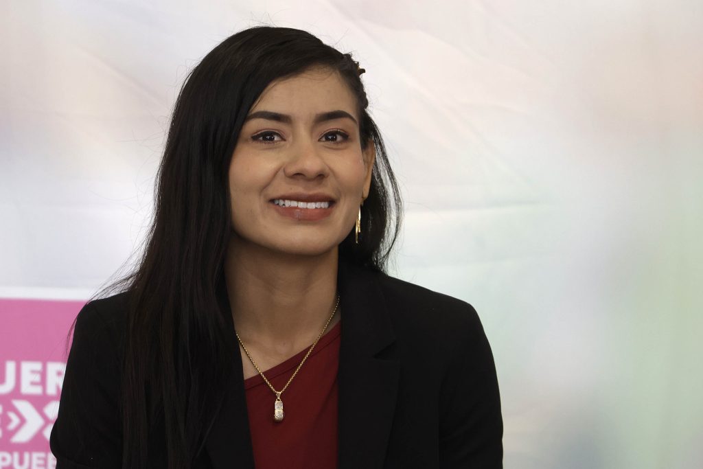 Gabriela Sánchez pide licencia ante combate por título mundial de box