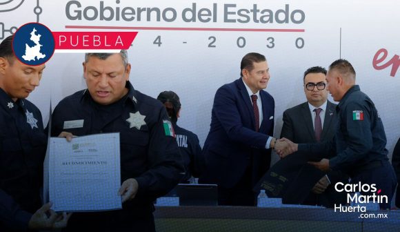 Gobierno estatal reconoce profesionalización de cuerpos de seguridad capacitados por SEMAR