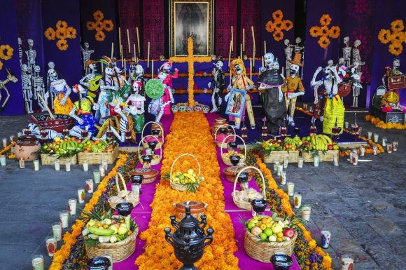 ¡Precios de Miedo! El altar de Día de Muertos subió 18% en 2025