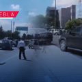 Manifestación de autos “chocolate” bloquea el Periférico Ecológico en Cuautlancingo