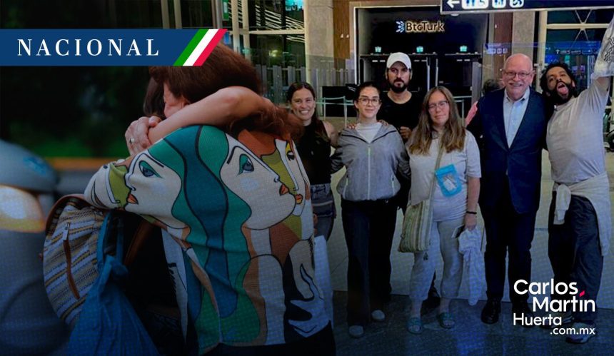 Mexicanos de la Flotilla Global Sumud regresan al país tras detención en Israel