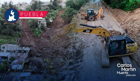 Módulos de maquinaria rehabilitan carreteras y caminos en la Sierra Norte